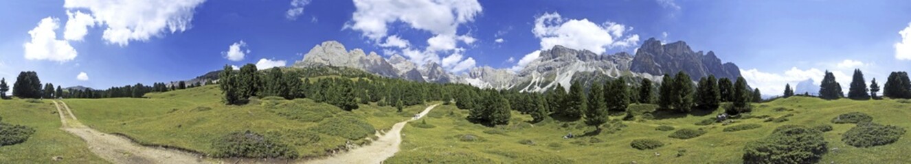 Fototapeta premium 360° panorama Seceda, Gherdeina Valley, Italy, Europe