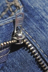 Jeans, zipper © Ingeborg Knol/imageBROKER