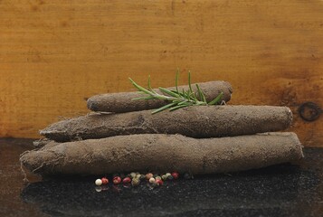 Salsify roots and pepper corns