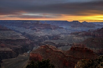 Gorge of the Grand Canyon at sunrise, Colorado River, view from Rim Walk, eroded rock landscape, South Rim, Grand Canyon National Park, near Tusayan, Arizona, USA, North America