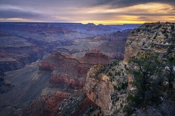 Gorge of the Grand Canyon at sunrise, Colorado River, view from Rim Walk, eroded rock landscape, South Rim, Grand Canyon National Park, near Tusayan, Arizona, USA, North America