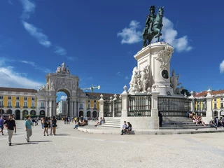 Fototapete Rund Place of Commerce, Praça do Comercio, Arc de Triomphe Arco da Rua Augusta, equestrian statue of King Jose I, Baixa, Lisbon, Portugal, Europe © Martin Moxter/imageBROKER