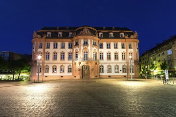 Fototapeta premium Baroque Palais Osteiner Hof am Schillerplatz at night, Mainz, Rhineland-Palatinate, Germany, Europe