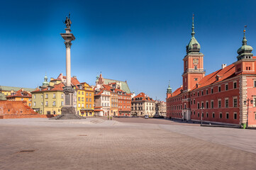 old town square in warsaw