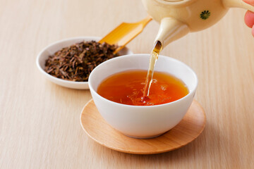 ほうじ茶　Hojicha, roasted green tea