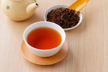 ほうじ茶　Hojicha, roasted green tea