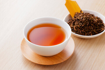 ほうじ茶　Hojicha, roasted green tea