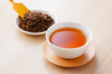 ほうじ茶　Hojicha, roasted green tea