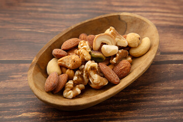 アーモンド、胡桃、ナッツの盛り合わせ