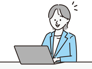 パソコンを触る女性