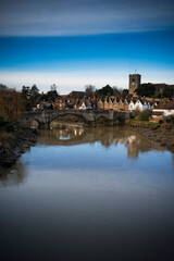 Obraz premium View across the river Medway to Aylesford in Kent 