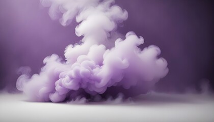 Fototapeta premium Humo o niebla de color púrpura espeso que llena el encuadre, creando una atmósfera siniestra y misteriosa