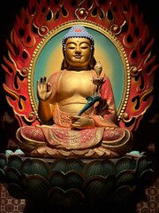 Fototapeta premium golden buddha statue