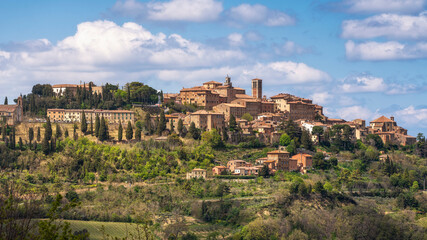 Obraz premium Montepulciano town skyline. Tuscany, Italy