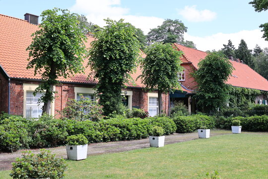 Blick auf Kloster Hude im Landkreis Oldenburg in Niedersachsen	