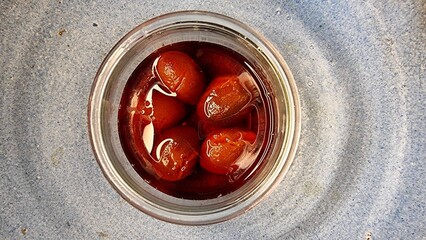hauszwetschge, eingemacht  von granny als dessert