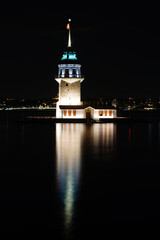 Fototapeta premium Maidens Tower in Istanbul, Turkiye