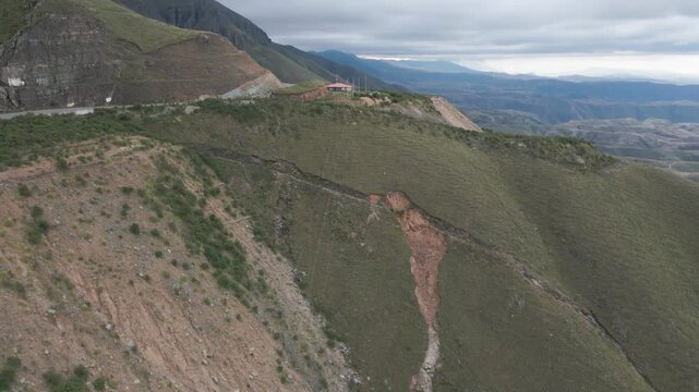 Monta&ntilde;as de Tarija, Bolivia