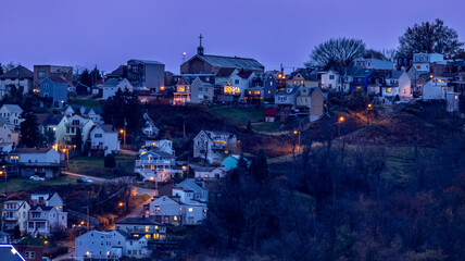 Fototapeta premium Peaceful Suburban Neighborhood Illuminated at Night