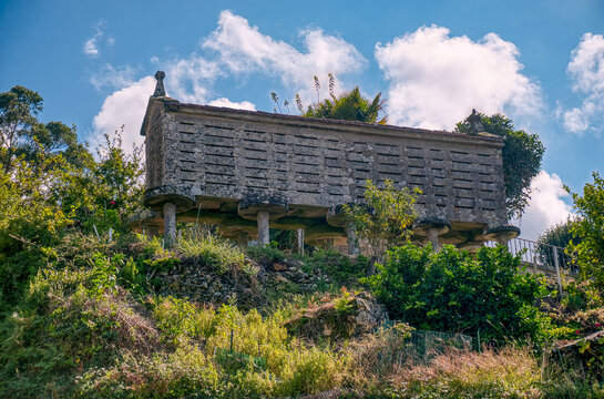 Horreos in Louredo in the municipality of Carnota, in the province of La Coru&ntilde;a.Galicia, Spain