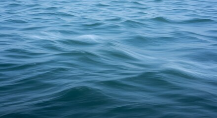 Naklejka premium Serene Ocean Waves Abstract Photography Print