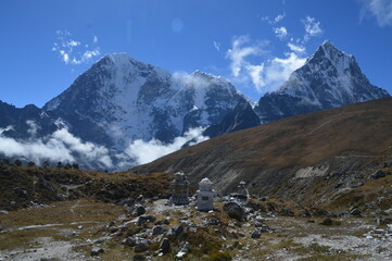 The stunning Himalayan Mountain ranges with snowy  glaciars and breathtaking views of Mount Everest, Ama Dablam and Lhotse while trekking