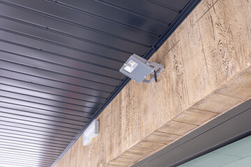 Expert Installation of Modern Security Cameras in Urban Settings for Maximum Protection and Safety