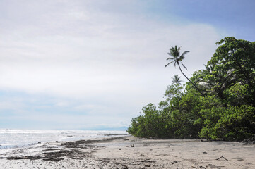 nice long beach in costa rica