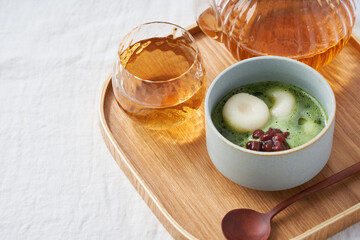 抹茶白玉ぜんざい - 和モダンな和風スイーツ