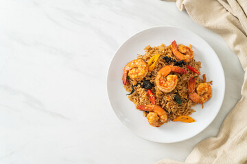 shrimps fried rice with herbs and spices