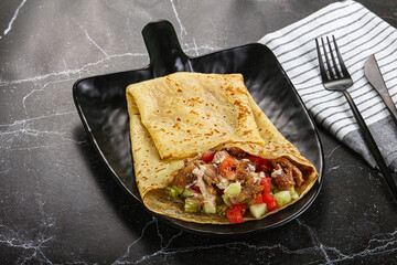 Pancake with chicken and vegetables