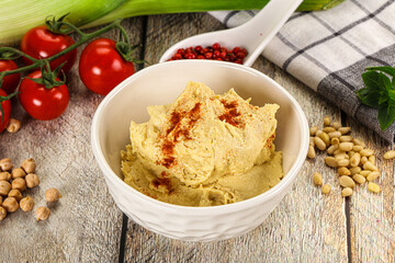 Natural chickpea hummus with paprika