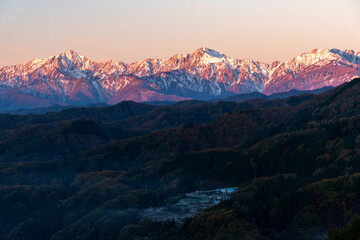 後立山連峰のモルゲンロート