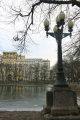 Fototapeta premium street lamp on Patriarch's Ponds in Moscow