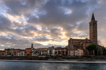 Fototapeta premium Verona beim Sonnenuntergang