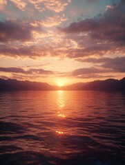 Obraz premium Sunset Over Lake or Sea