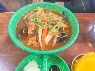 thai noodle soup