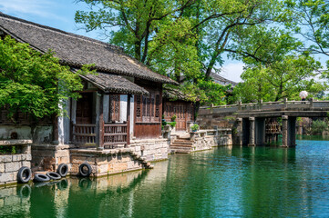 Fototapeta premium Chinese house on the river