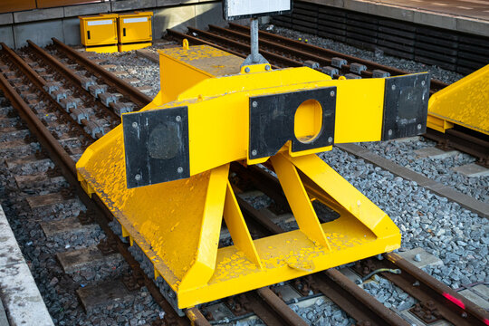 Bump stop at the end of a track at a train station