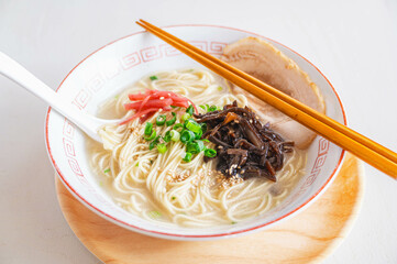 豚骨ラーメン