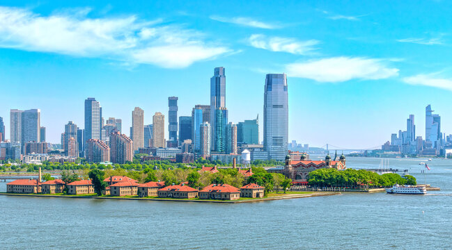 the houses of the Ellis Island Immigration Museum