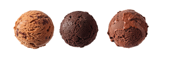 Drei Sorten Schokoladeneiskugeln auf transparentem Hintergrund png