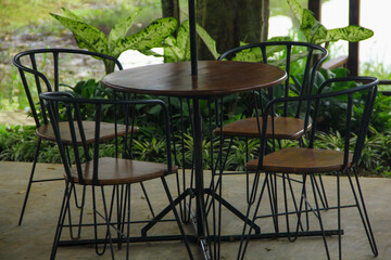 aesthetic appearance of cafe seating during the day, outdoor cafe concept