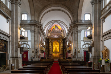 Fototapeta premium Trindade Church - Porto, Portgual