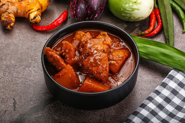 Indian cuisine - spicy chicken vindaloo