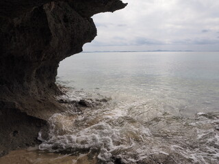 波打ち際の岩礁 PC053108