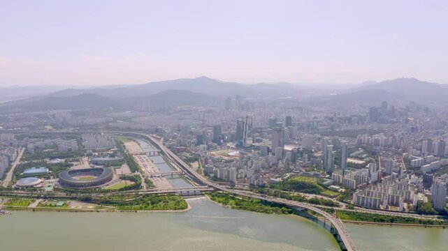 서울의 상징적인 풍경: 잠실운동장, 코엑스, 한강을 담은 드론 뷰, Iconic Scenery of Seoul: Drone Footage Featuring Jamsil Stadium, COEX, and Han River