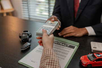 the car sale is completed after the contract is signed, hand over the car key after purchasing the...