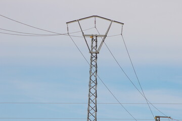 Electric pole with line wire