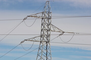 Electric pole with line wire
